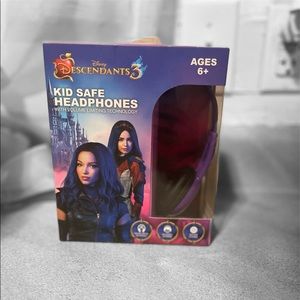 Descendants 3 kids safe headphones